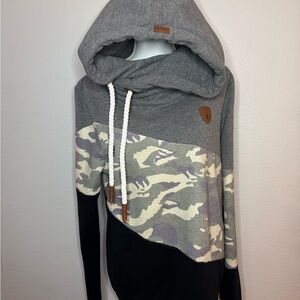 Wanakome Camo Green/Purple/Grey/Black XL Hoodie